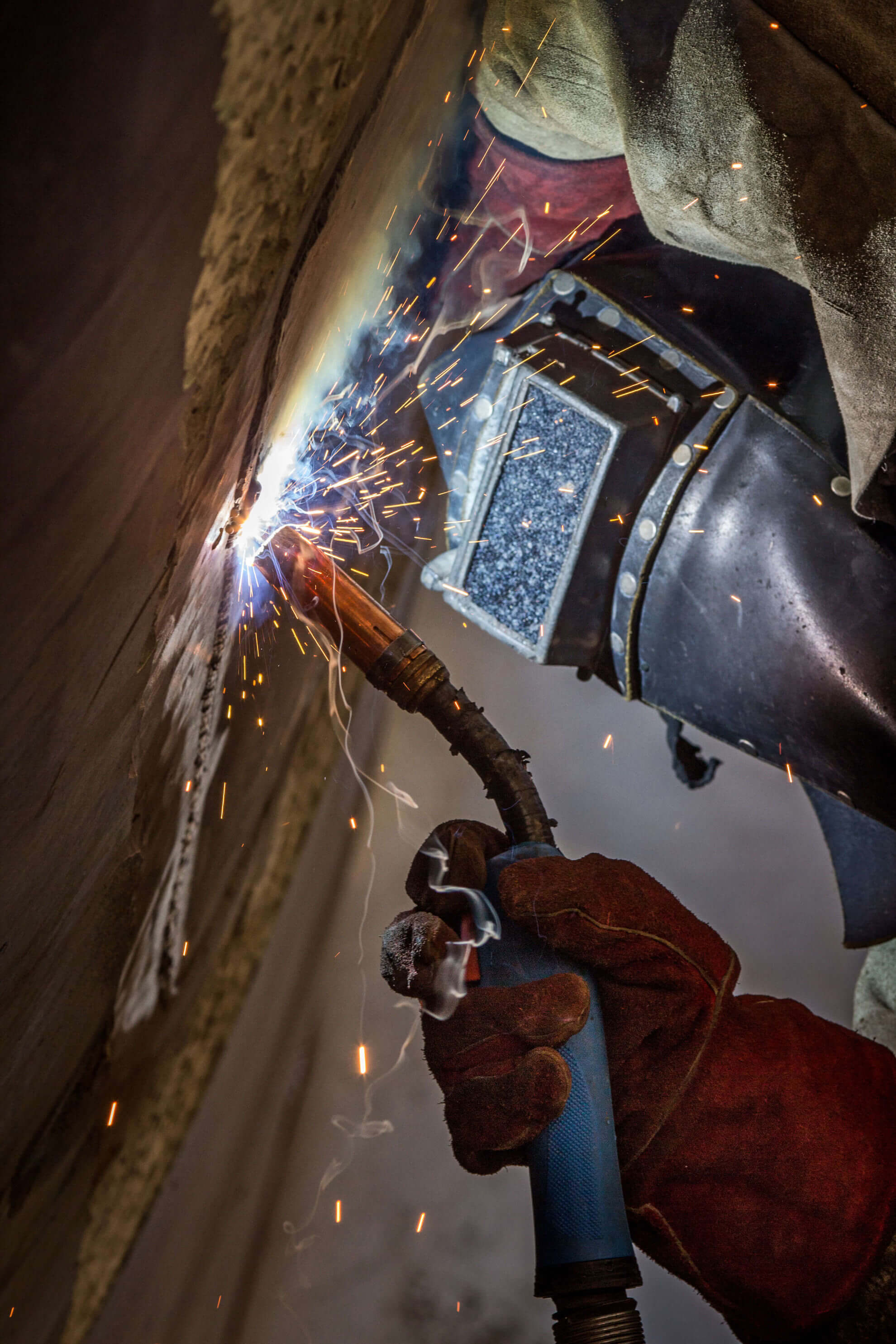 COMPREHENSIVE YACHT REFIT SERVICES