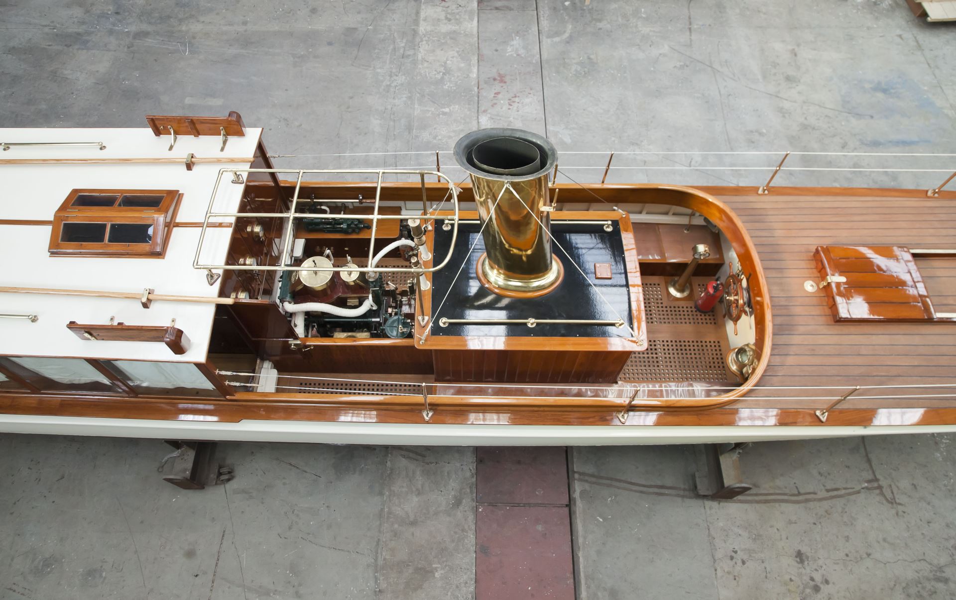 YSOLT (1893) gallery image