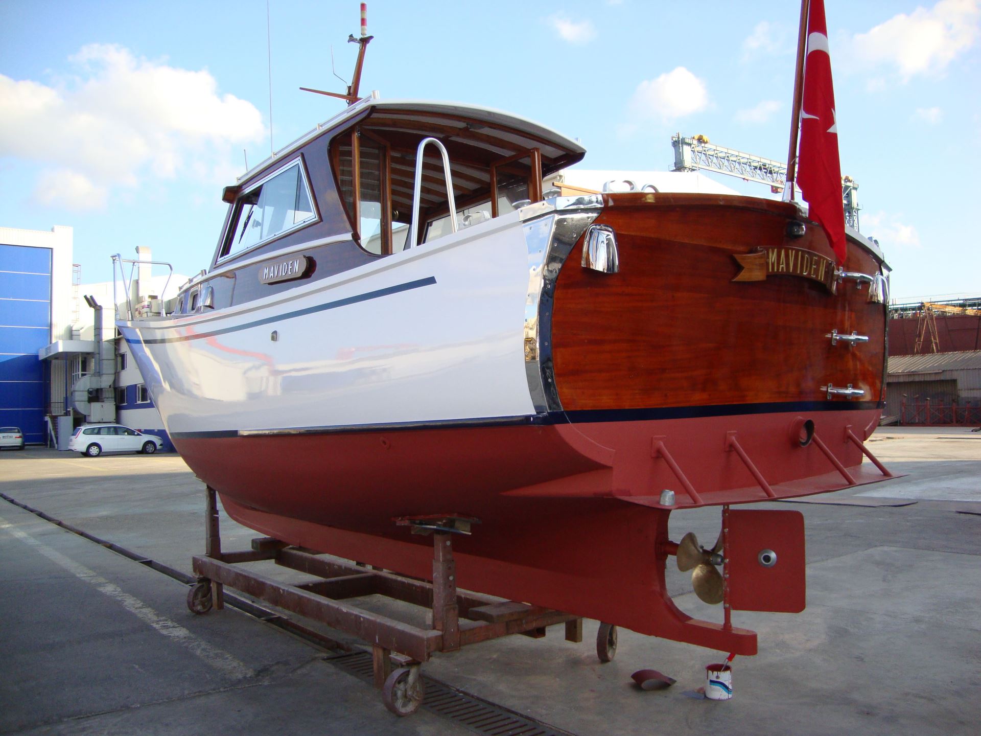MAVİDEN gallery image