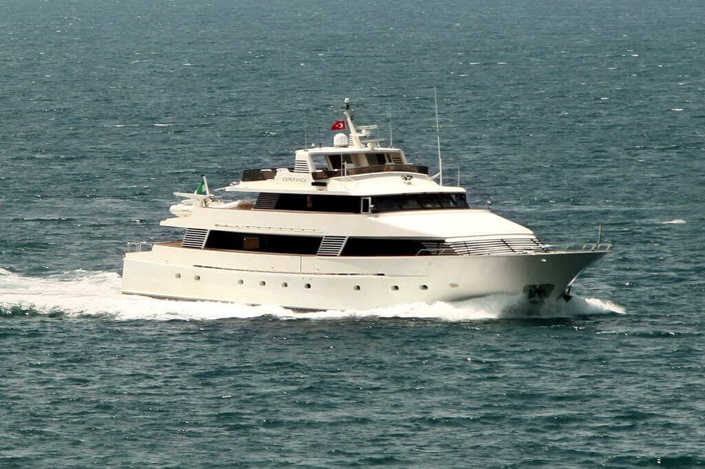 ESPERANZA (35m) gallery image